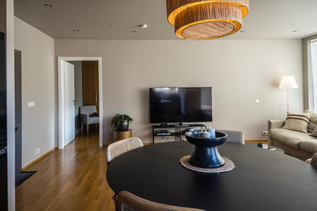 S19 - Akureyri Prime Apart. Apartment Bagian luar foto